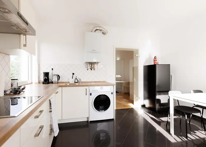 Kaiserslautern Apartments * 凯撒斯劳滕